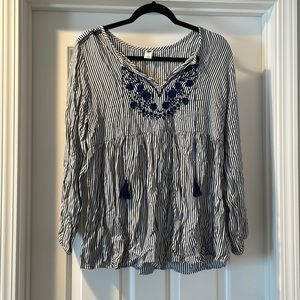 Old Navy Maternity Blouse